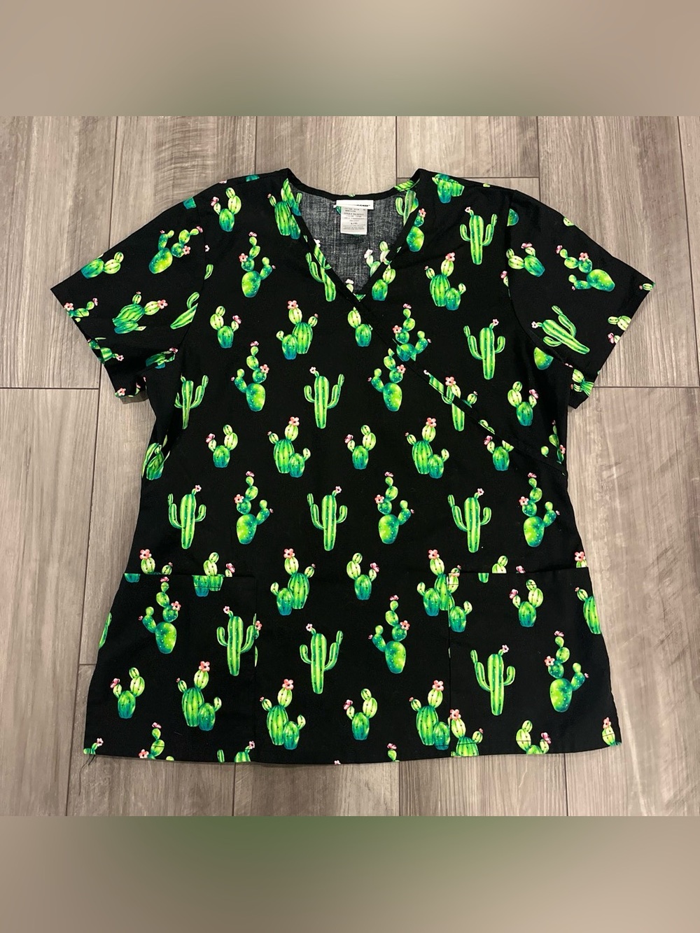 Black Cactus-Print V-Neck Women's Scrub Top
